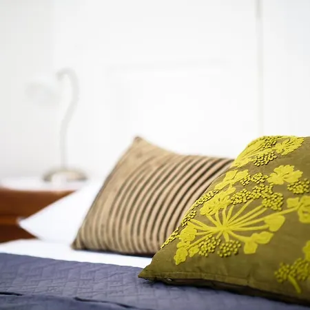 Sweet Old Town By Duhomes 3*