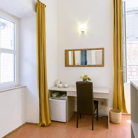 Casa de hóspedes Sweet Old Town By Duhomes