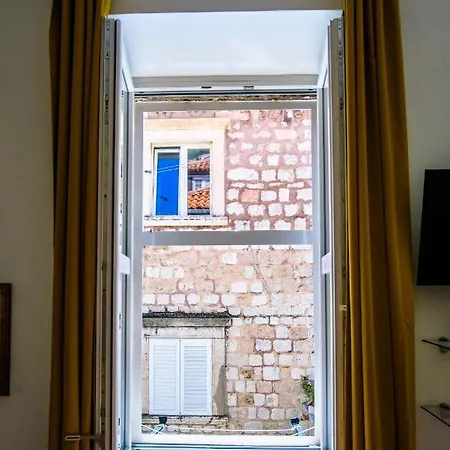 Casa de hóspedes Sweet Old Town By Duhomes 3*