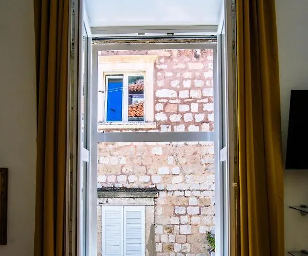 Maison d'hôtes Sweet Old Town By Duhomes 3*