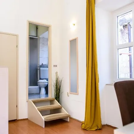 Sweet Old Town By Duhomes 3*