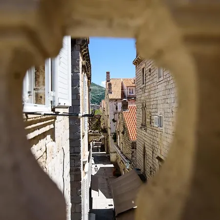 Sweet Old Town By Duhomes 3*