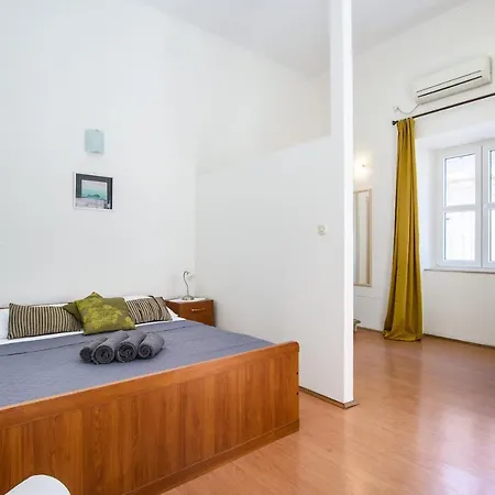 بيت ضيافة Sweet Old Town By Duhomes دوبروفينك